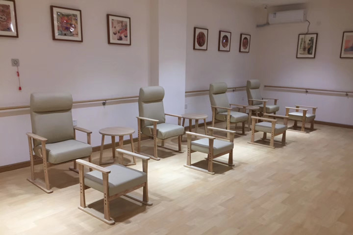 不同国家有不同的无障碍扶手标准